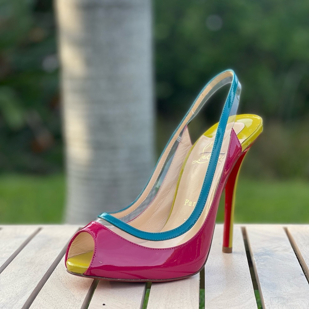 CHRISTIAN LOUBOUTIN sling back peep toe heels